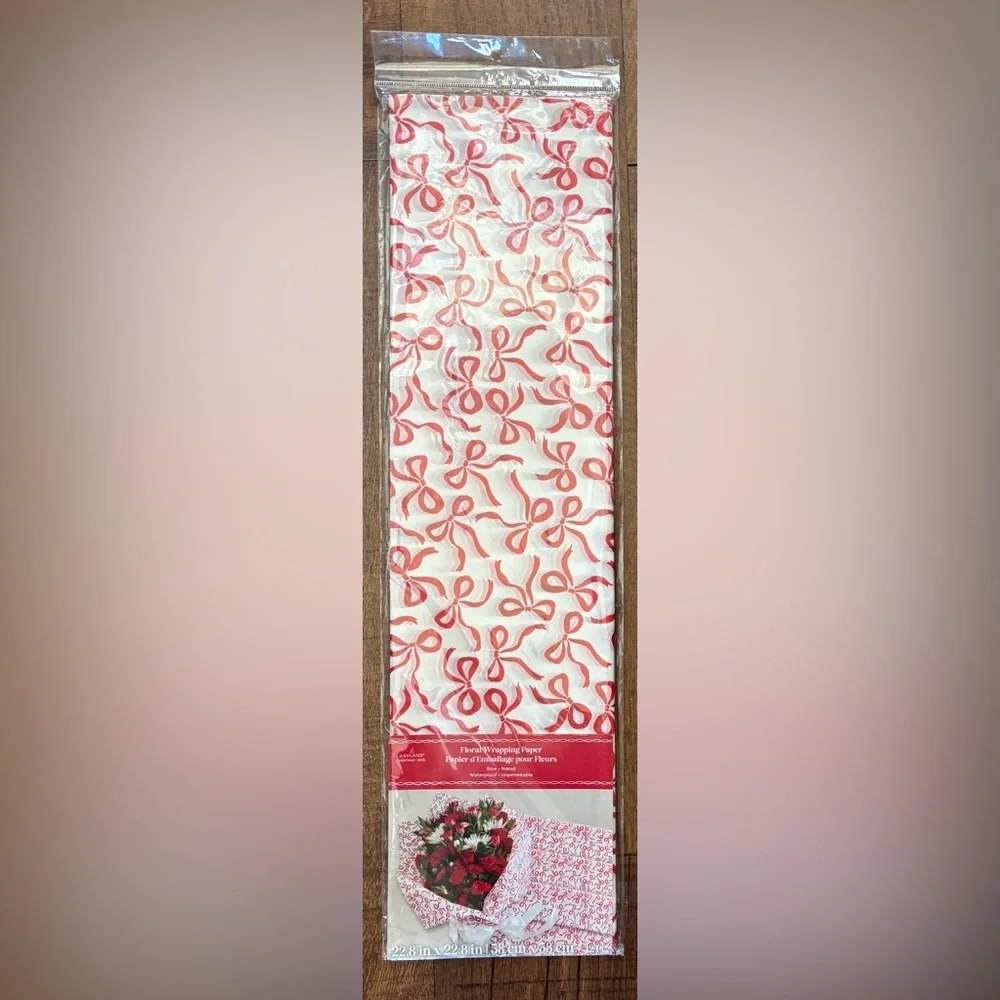Christmas bags bows box paper NEW NWT Approx 4 lbs Santa candy cane tree
